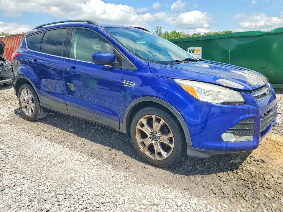 2016 FORD ESCAPE SE 4
