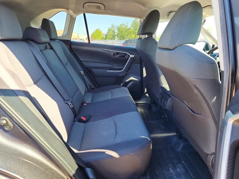 2022 TOYOTA RAV4 LE 11
