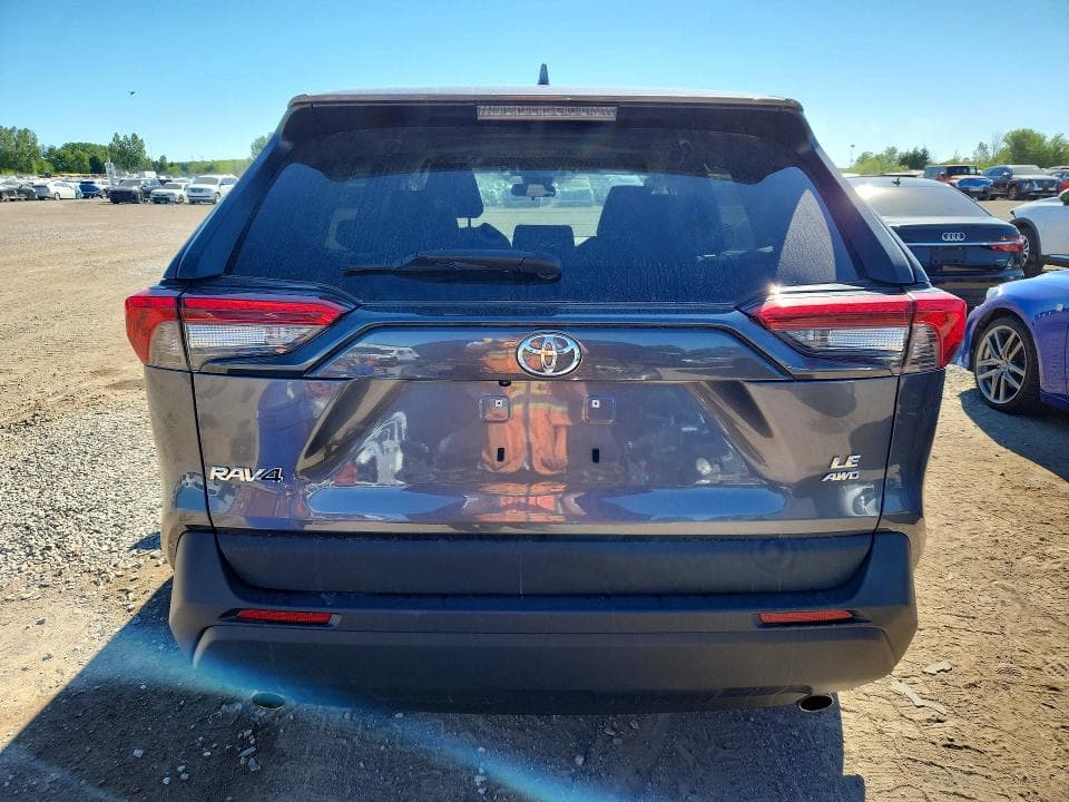 2022 TOYOTA RAV4 LE 6