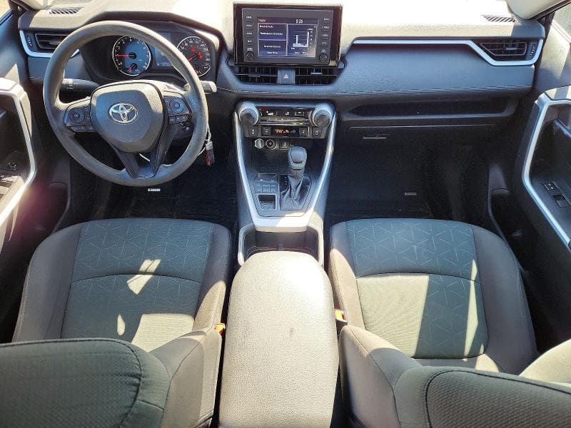 2022 TOYOTA RAV4 LE 8