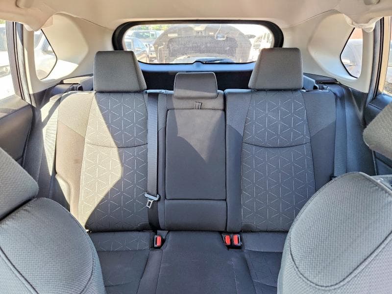 2022 TOYOTA RAV4 LE 10