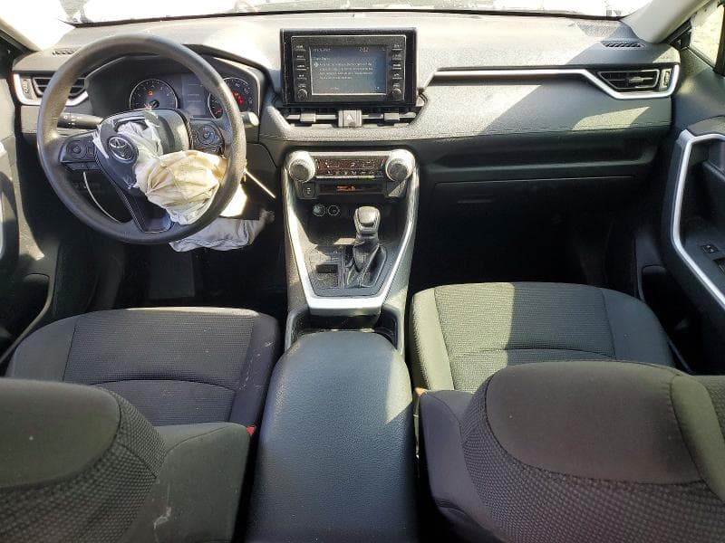 2019 TOYOTA RAV4 LE 8