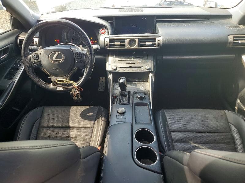 2016 LEXUS IS 200T 8