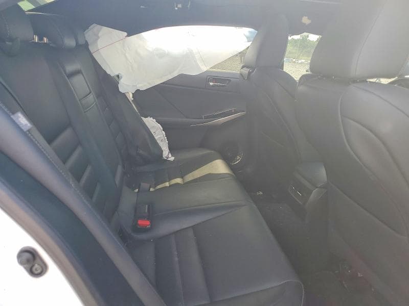 2016 LEXUS IS 200T 10