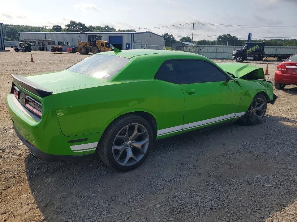 2017 DODGE CHALLENGER SXT 3