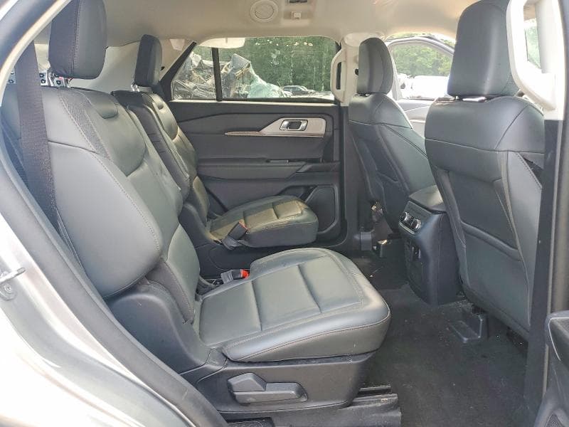 2025 FORD EXPLORER ACTIVE 10