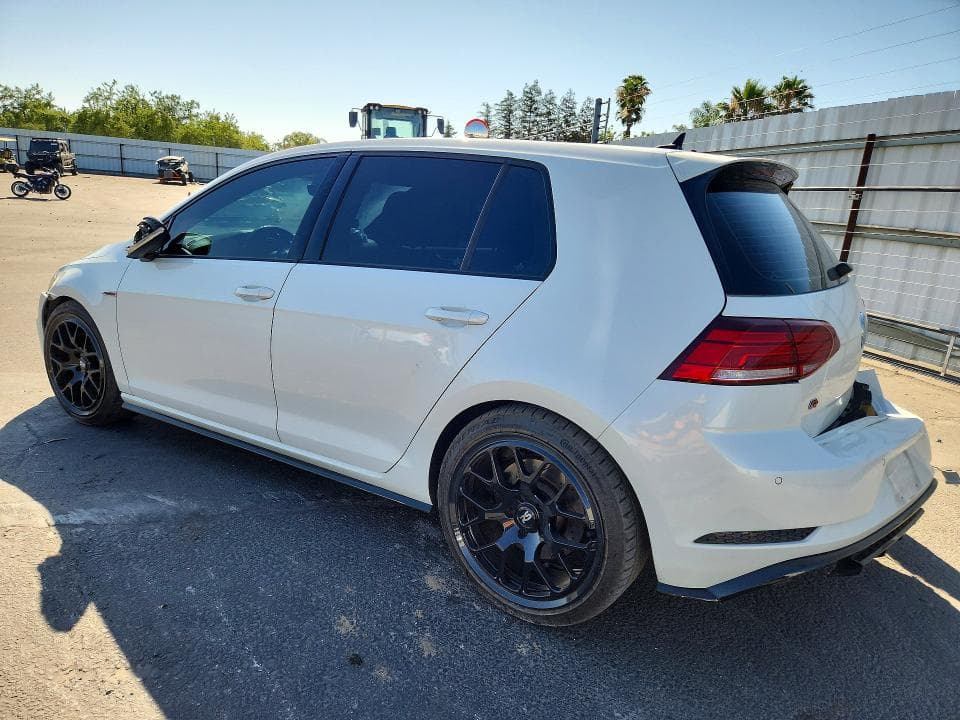 2019 VOLKSWAGEN GOLF R 2