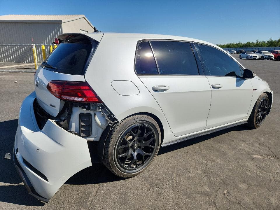 2019 VOLKSWAGEN GOLF R 3