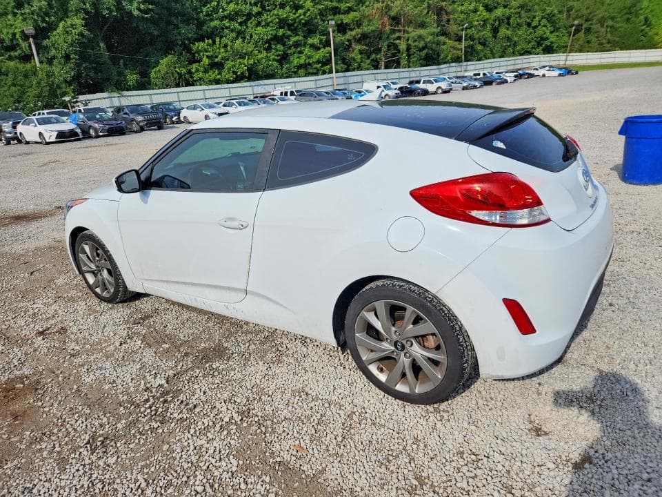 2017 HYUNDAI VELOSTER BASE 2