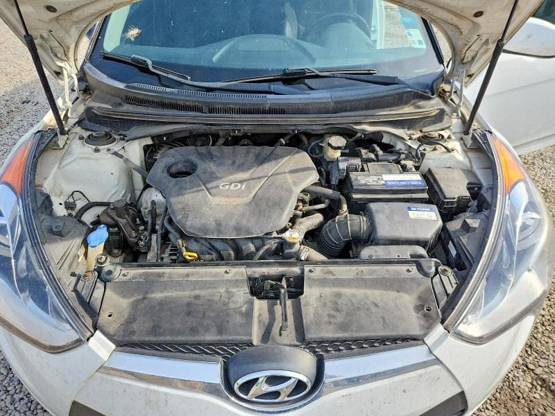 2017 HYUNDAI VELOSTER BASE 11