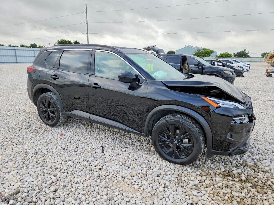 2023 NISSAN ROGUE SV 4