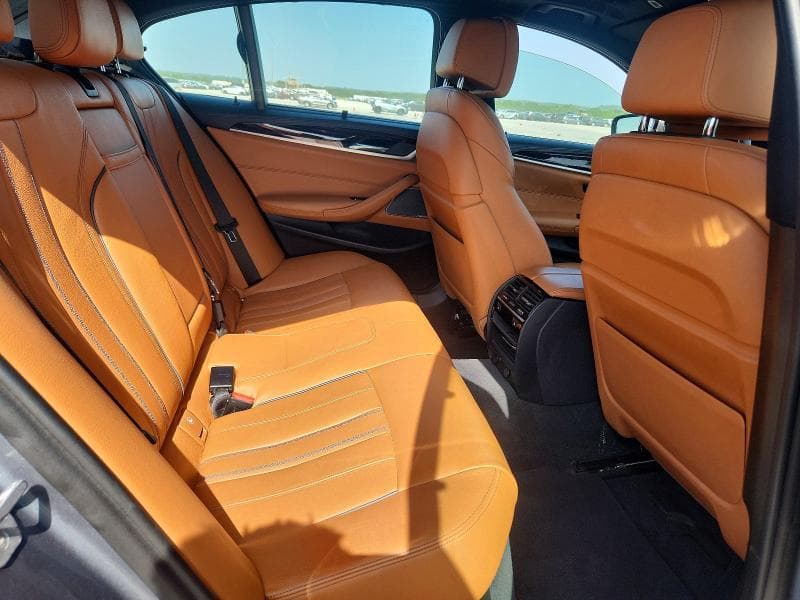 2018 BMW M550XI 10