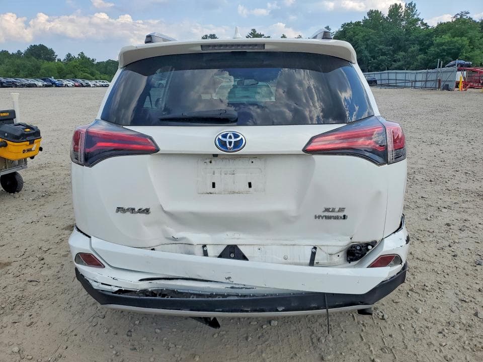 2018 TOYOTA RAV4 HYBRID XLE 6