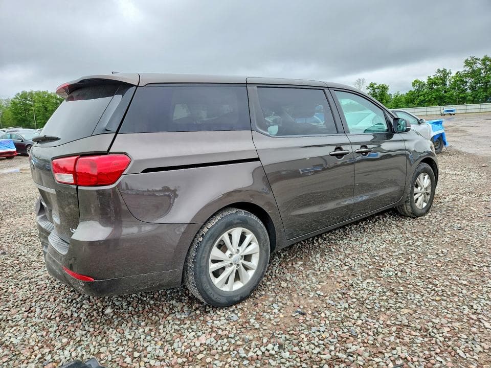 2018 KIA SEDONA LX 3