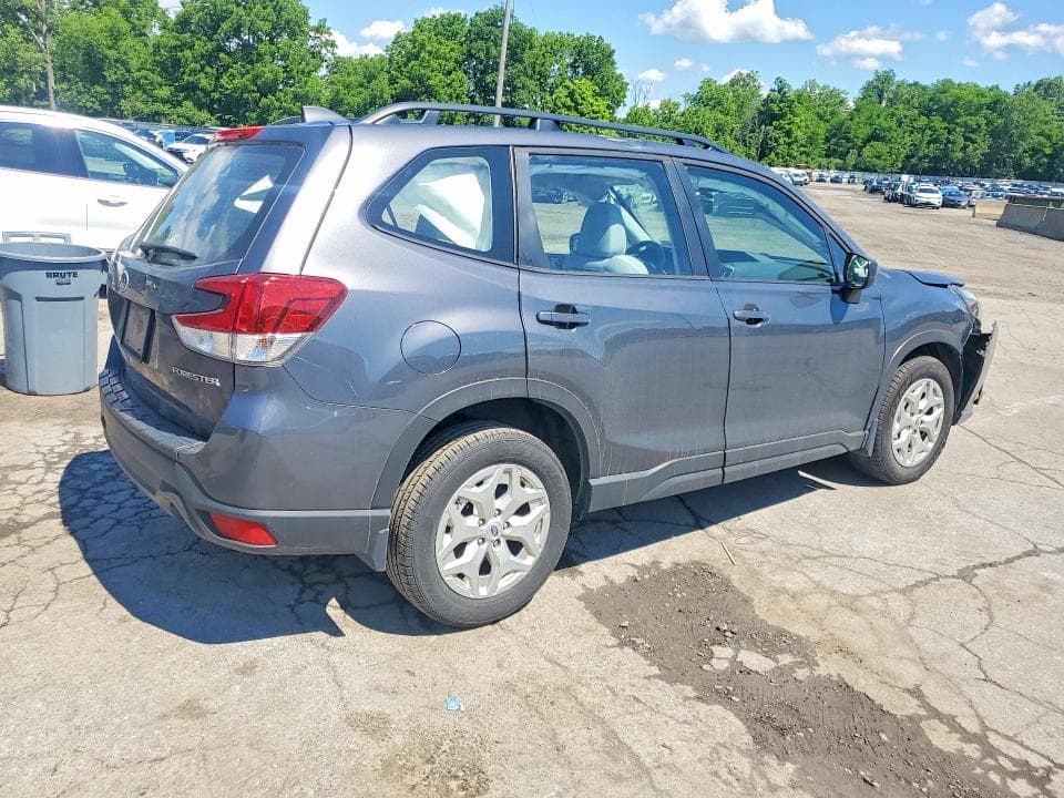 2023 SUBARU FORESTER 3