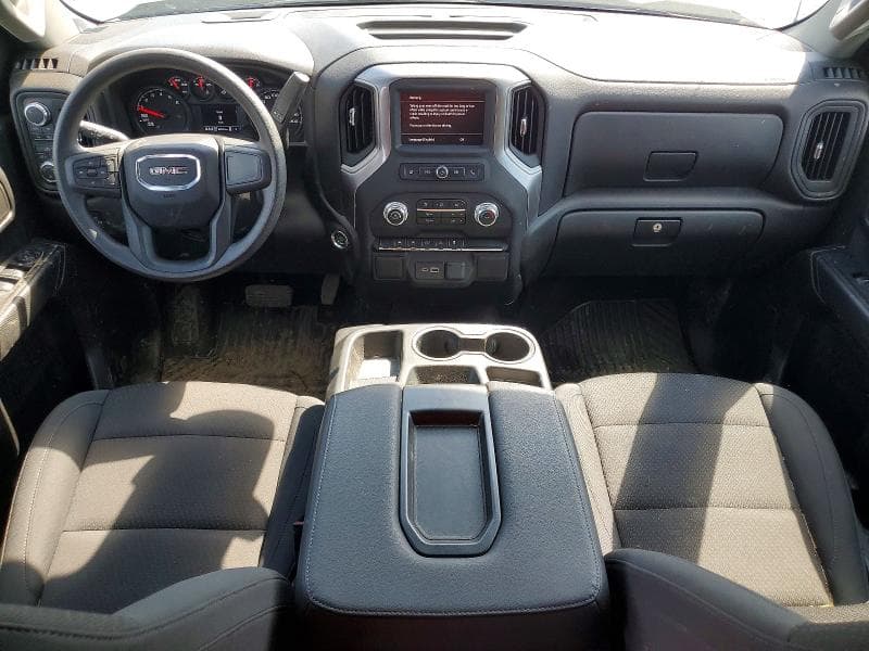 2025 GMC SIERRA K1500 8