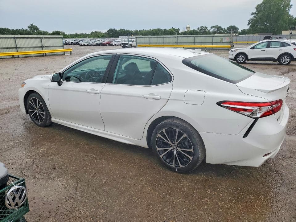 2020 TOYOTA CAMRY SE SE 2