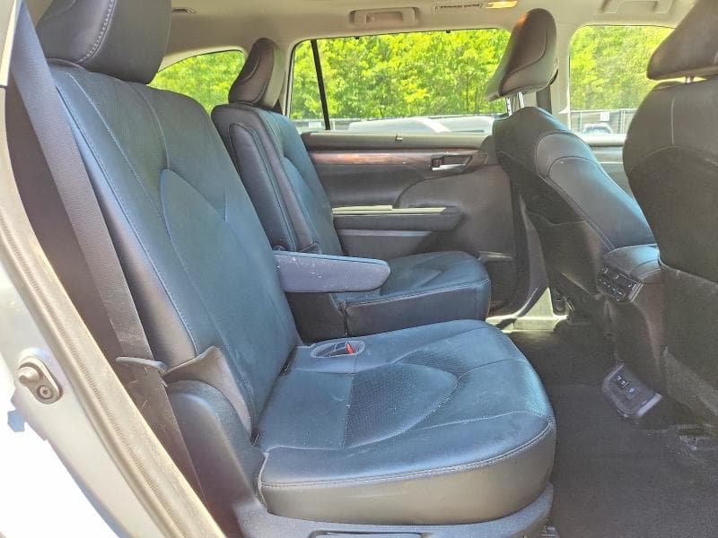 2021 TOYOTA HIGHLANDER PLATINUM 11