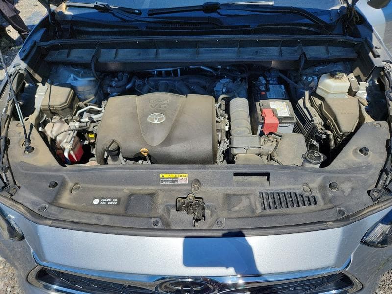 2021 TOYOTA HIGHLANDER PLATINUM 12