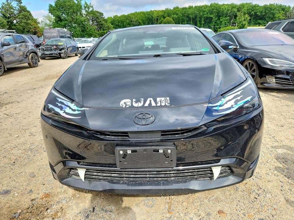 2026 TOYOTA PRIUS PLUG-IN HYBRID NIGHTSHADE 5