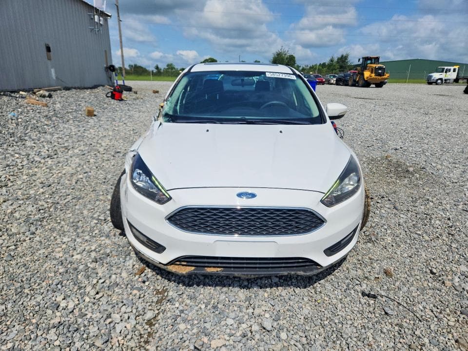 2017 FORD FOCUS SEL 5