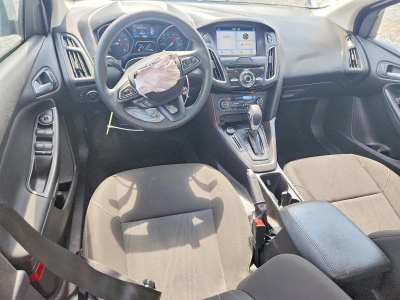2017 FORD FOCUS SEL 8
