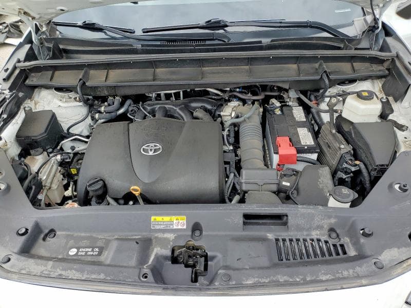2022 TOYOTA HIGHLANDER XLE 12