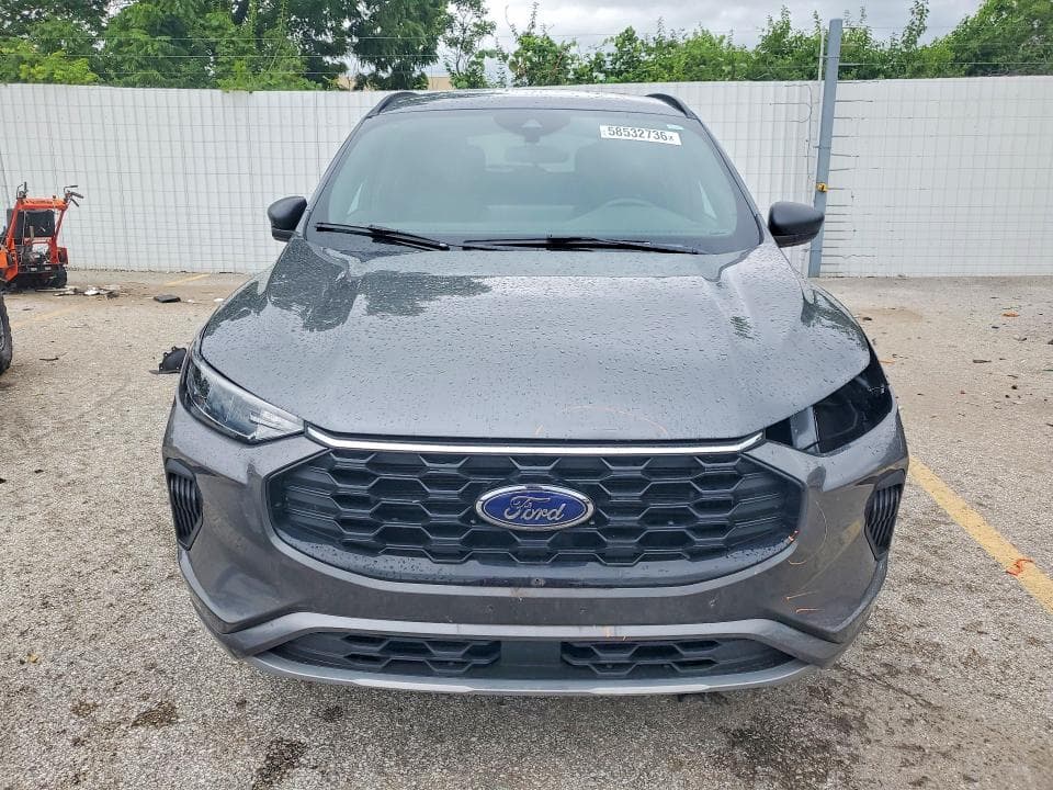 2023 FORD ESCAPE ST LINE 5