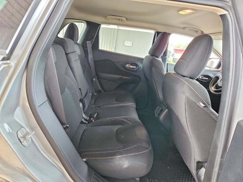 2016 JEEP CHEROKEE LATITUDE LATITUDE 11