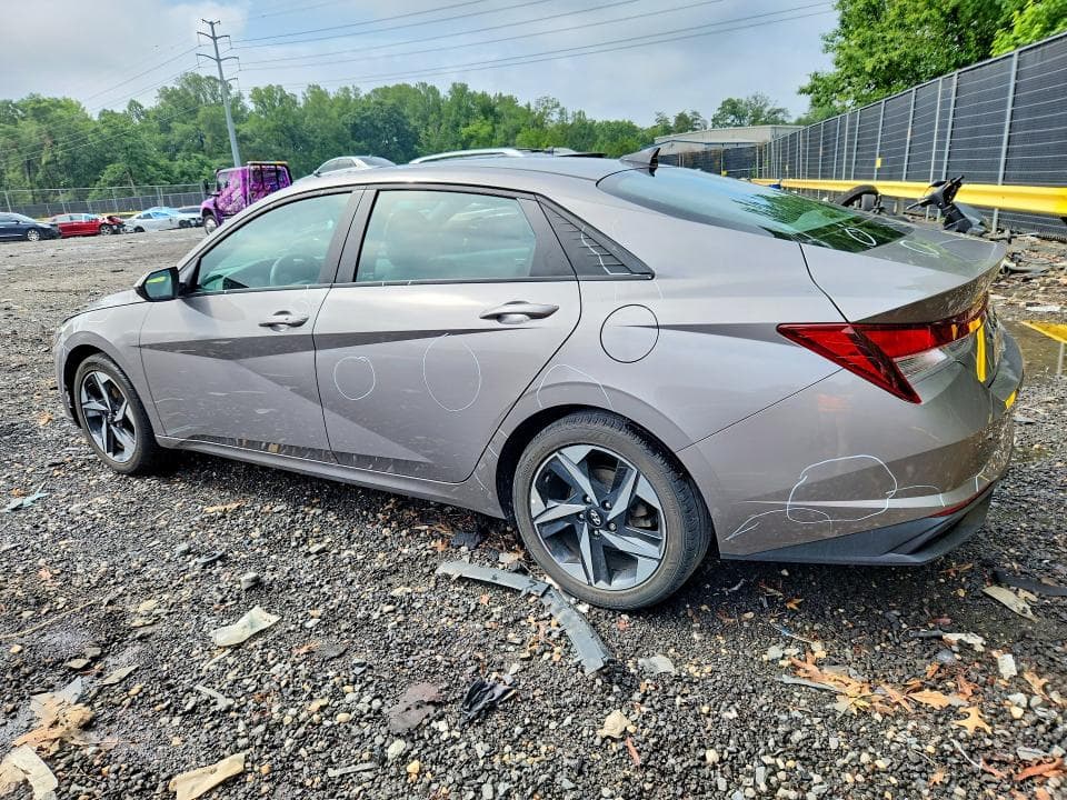 2023 HYUNDAI ELANTRA SEL 2