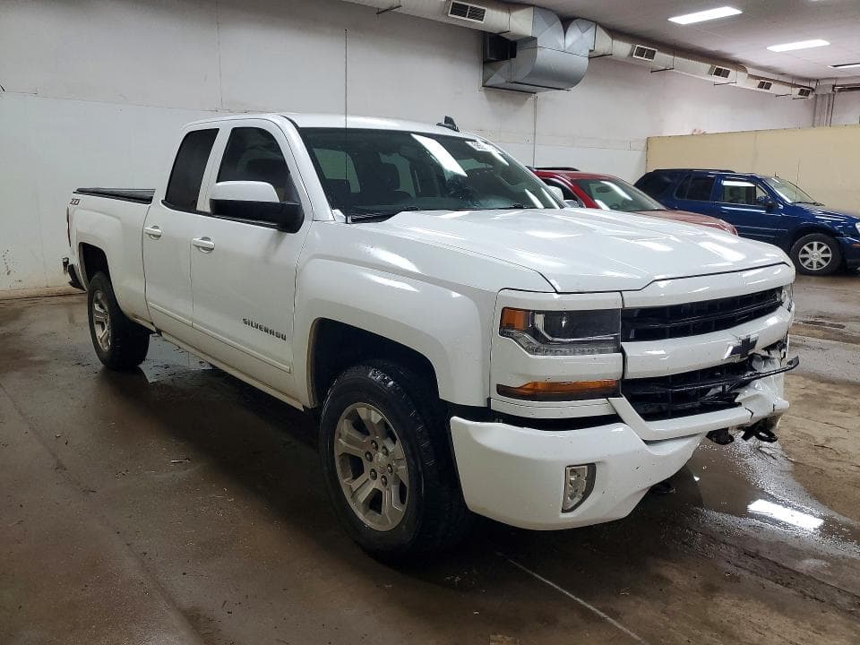 2018 CHEVROLET SILVERADO K1500 LT 4