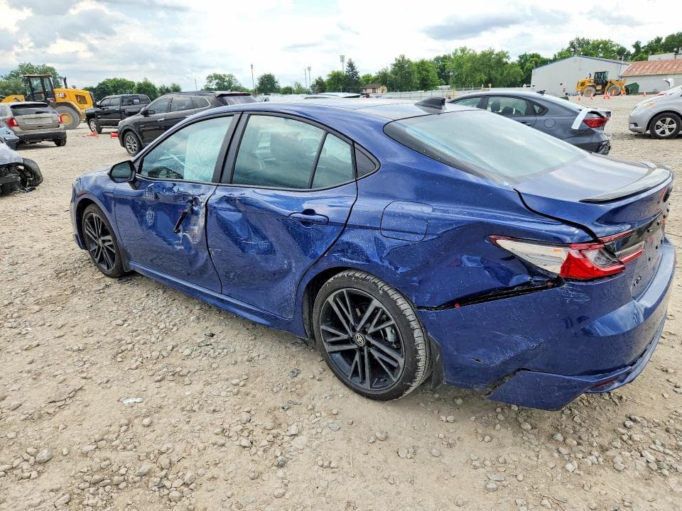 2026 TOYOTA CAMRY XSE 2