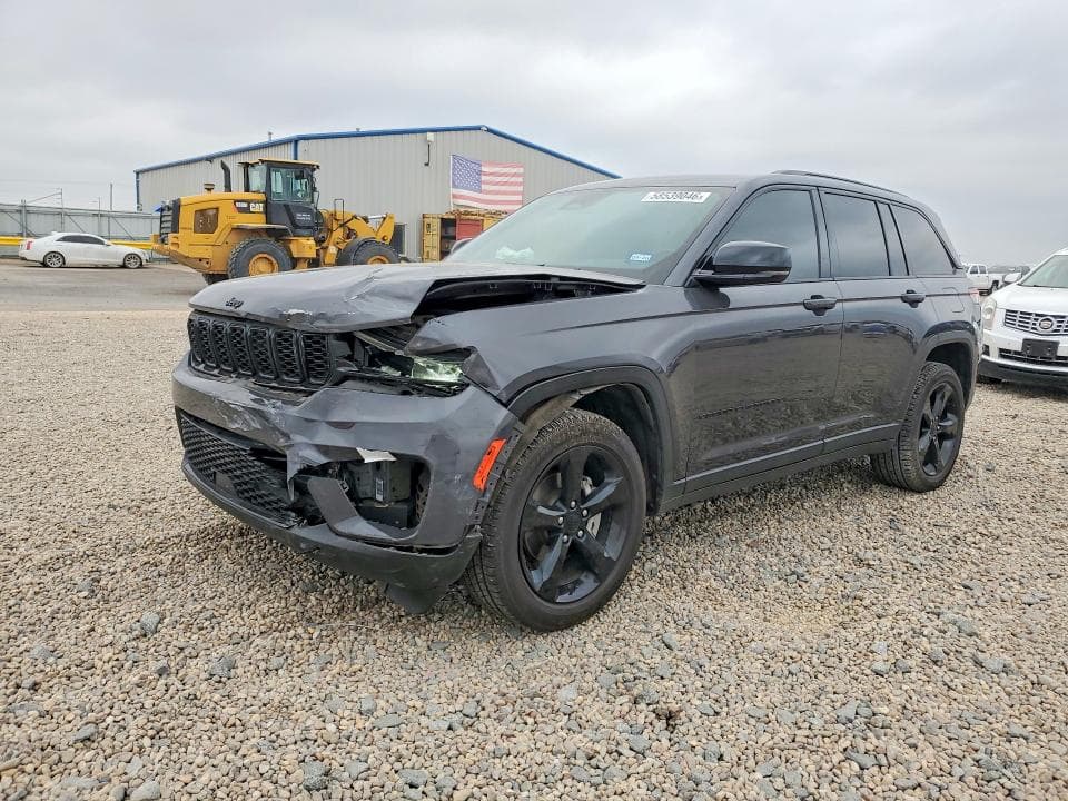 2022 JEEP GRAND CHEROKEE LAREDO - 1