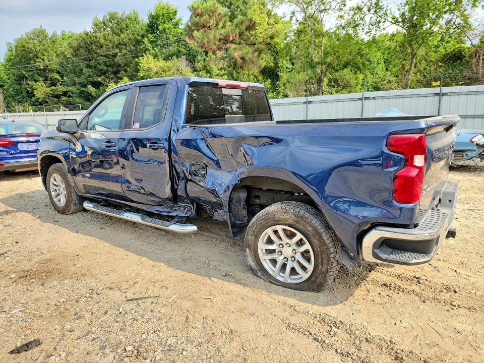 2019 CHEVROLET SILVERADO C1500 LT 2