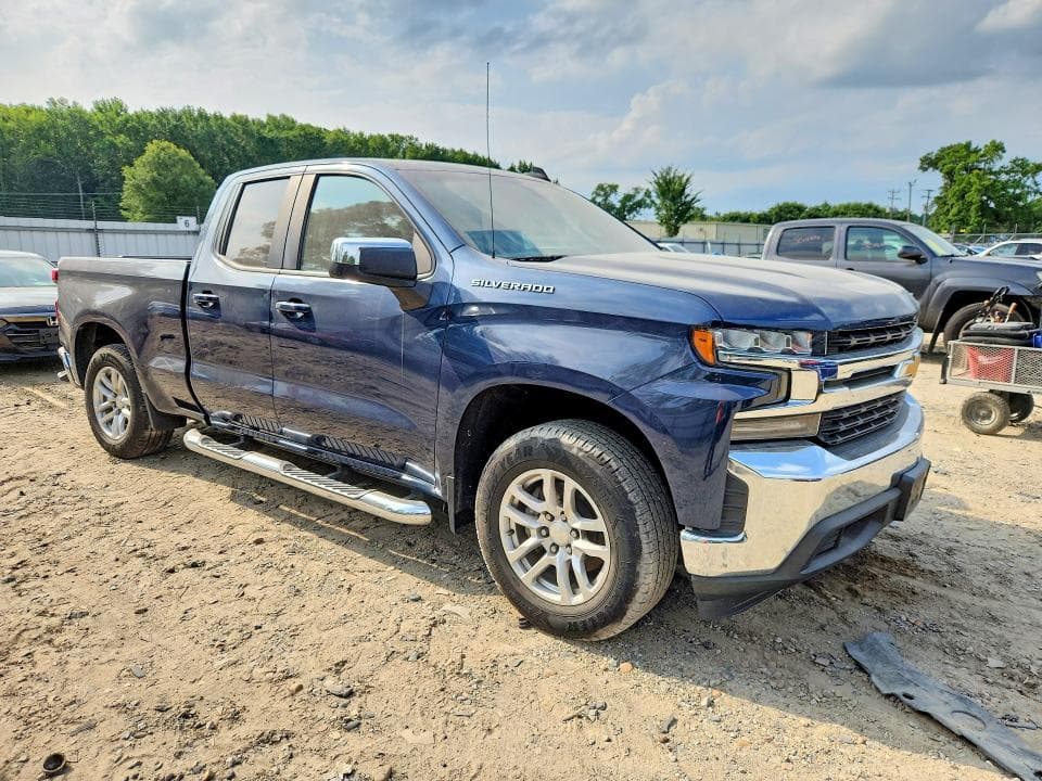 2019 CHEVROLET SILVERADO C1500 LT 4