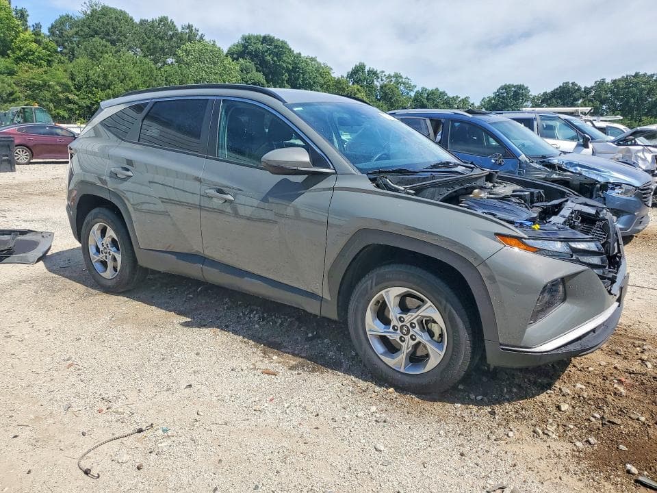 2024 HYUNDAI TUCSON SEL 4