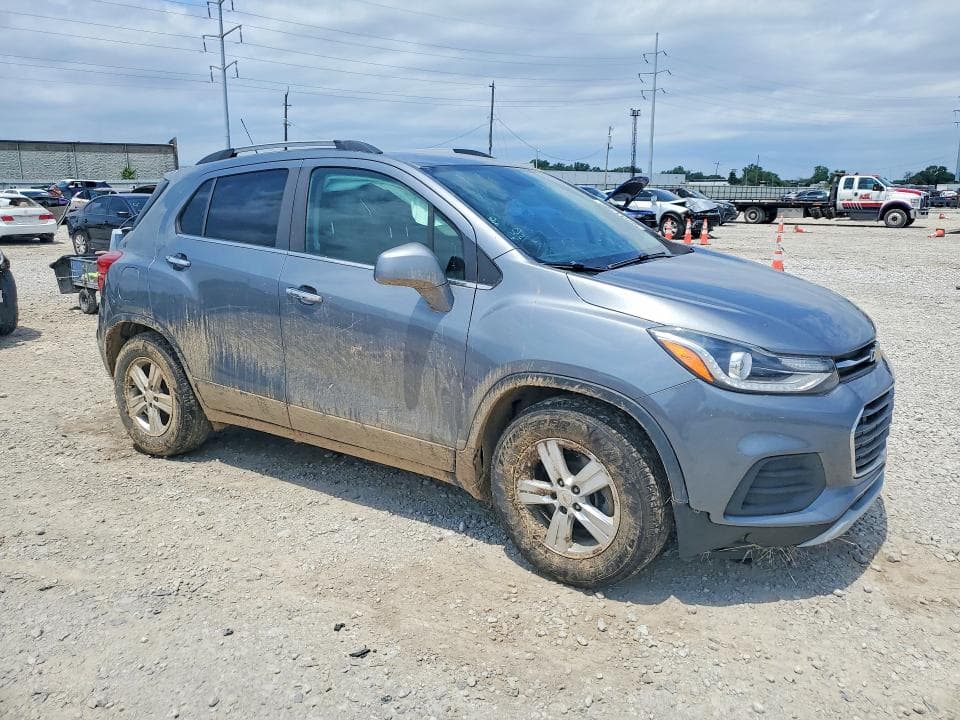 2019 CHEVROLET TRAX 1LT 4