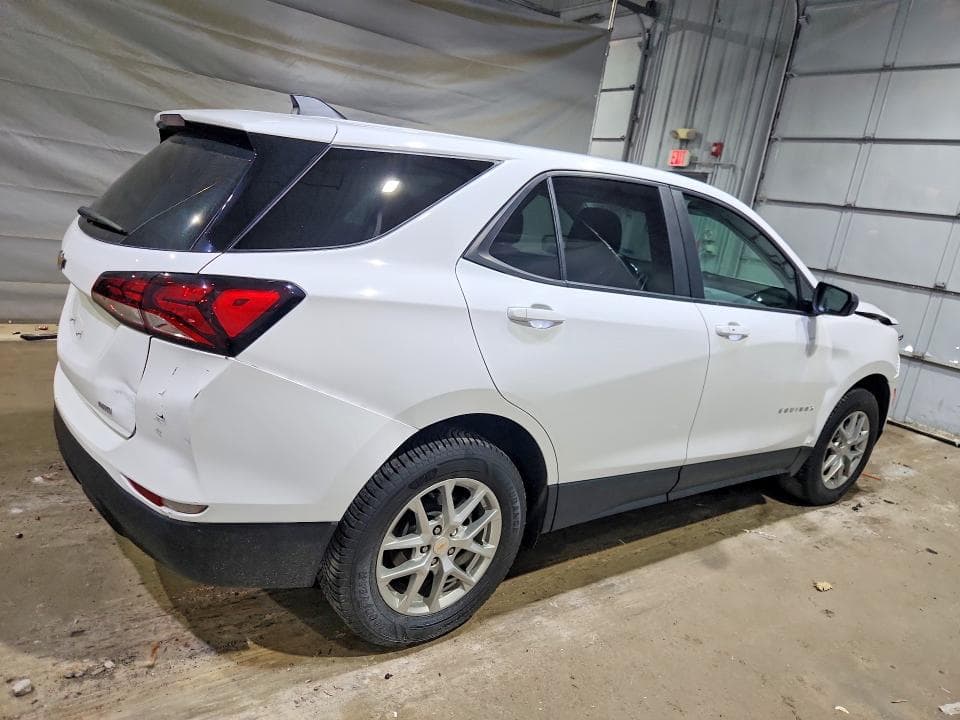 2024 CHEVROLET EQUINOX LS LS 3