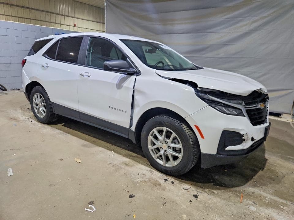 2024 CHEVROLET EQUINOX LS LS 4
