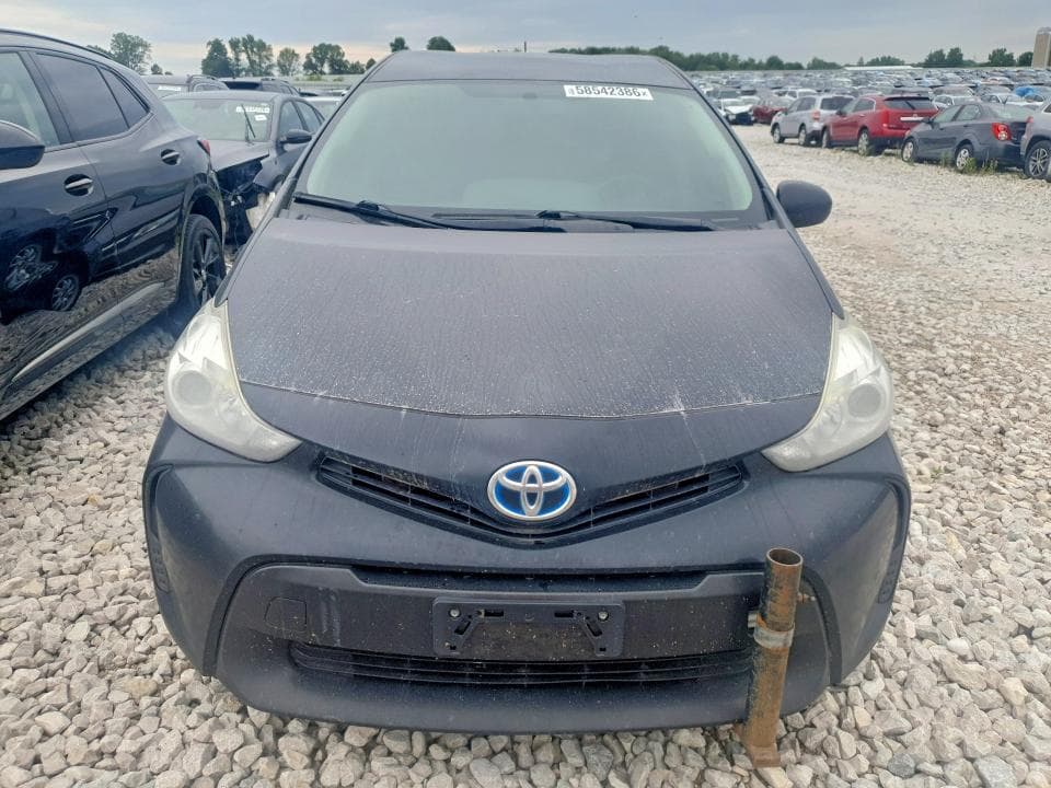 2017 TOYOTA PRIUS V TWO TWO 5