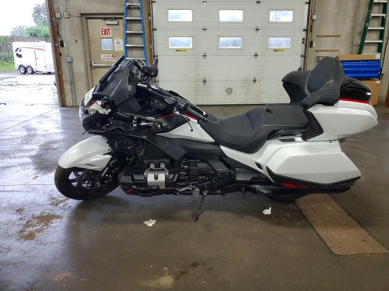 2024 HONDA GL1800 3
