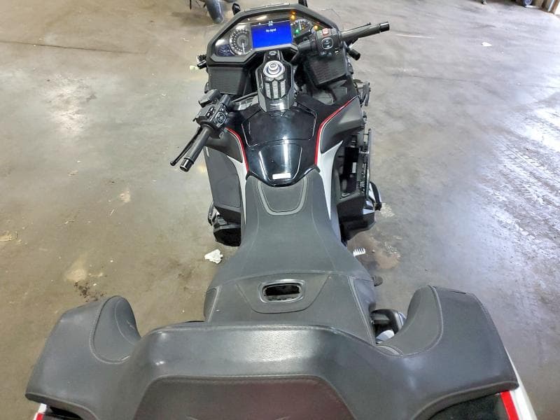 2024 HONDA GL1800 6