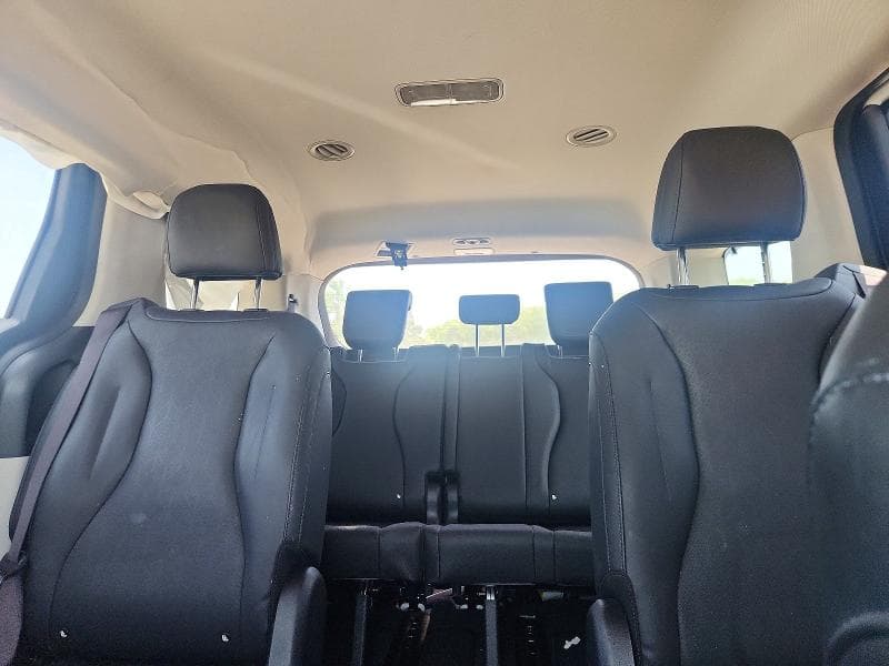 2024 KIA CARNIVAL SX 10