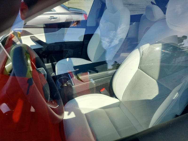 2026 TESLA MODEL Y 7