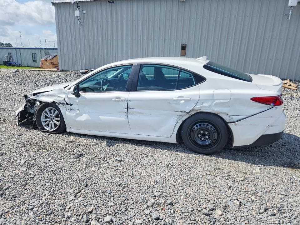 2025 TOYOTA CAMRY LE 2