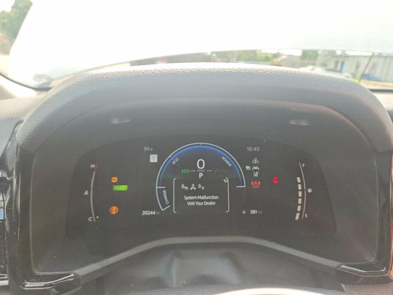 2025 TOYOTA CAMRY LE 9