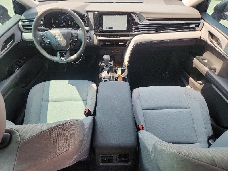 2025 TOYOTA CAMRY LE LE 8