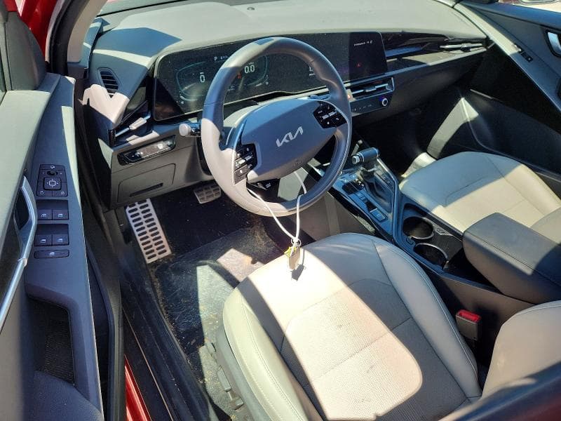 2024 KIA NIRO EX 8