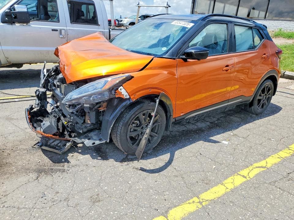 2022 NISSAN KICKS SR - 1
