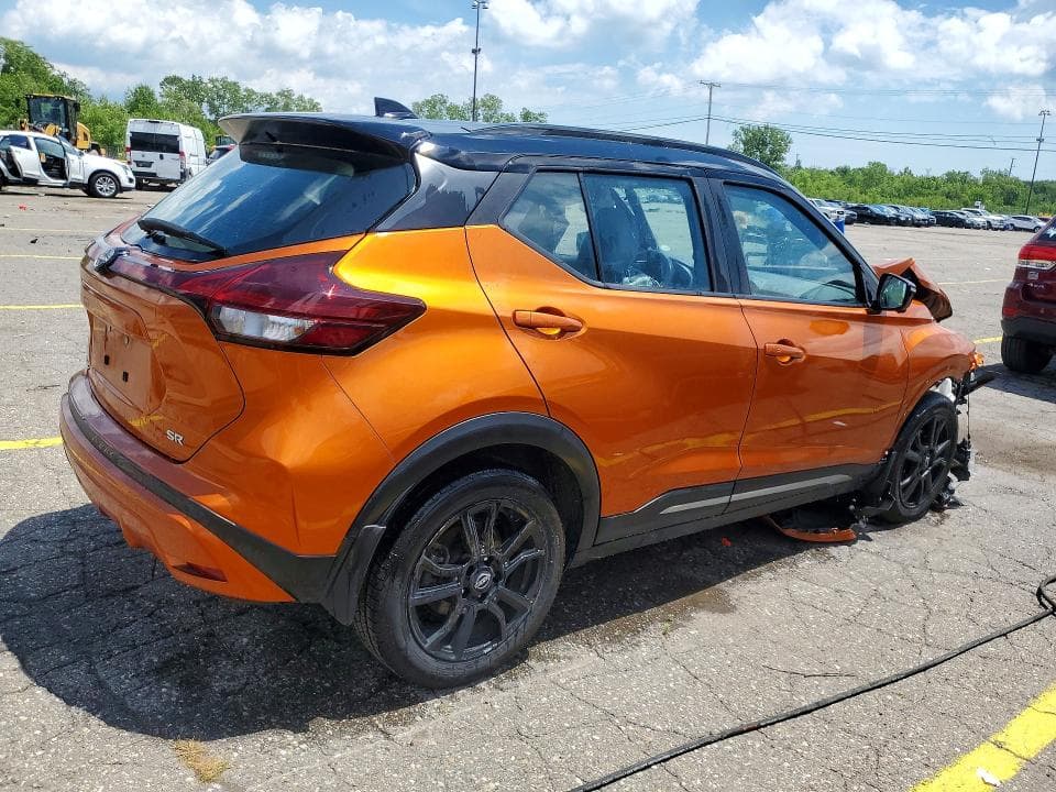 2022 NISSAN KICKS SR 3